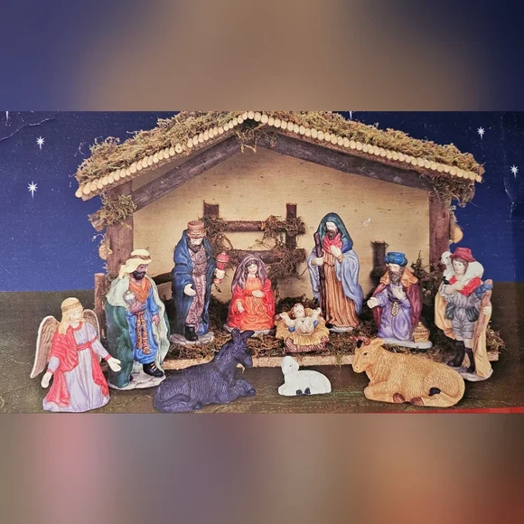 Vtg 11 PIECE PORCELAIN NATIVITY SET DECEMBER HOME - Picture 6 of 6
